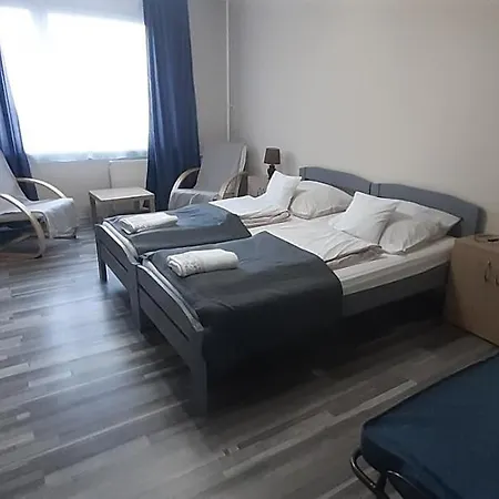 Panel Hause *