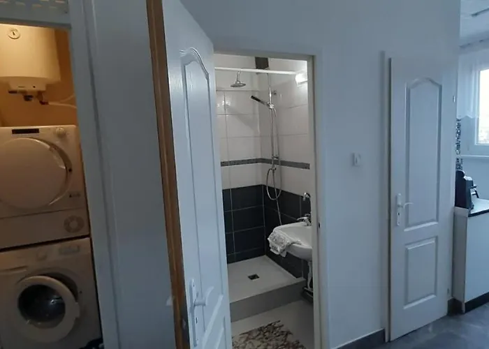 Apartment Panel Hause *